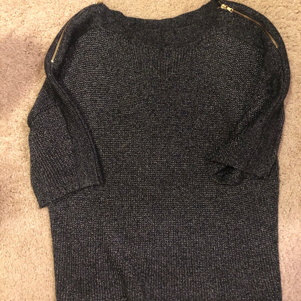 Women’s short sleeve top